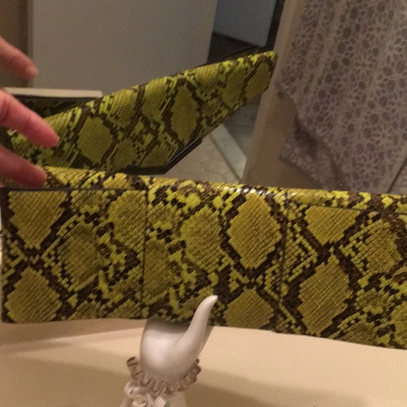 French connection clutch - Picture 3 of 5